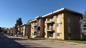 https://www.minneapolisfed.org/-/media/assets/articles/2025/multifamily-housing-operators-describe-a-precarious-position/multifamily-housing-operators-describe-a-precarious-position-key.jpg